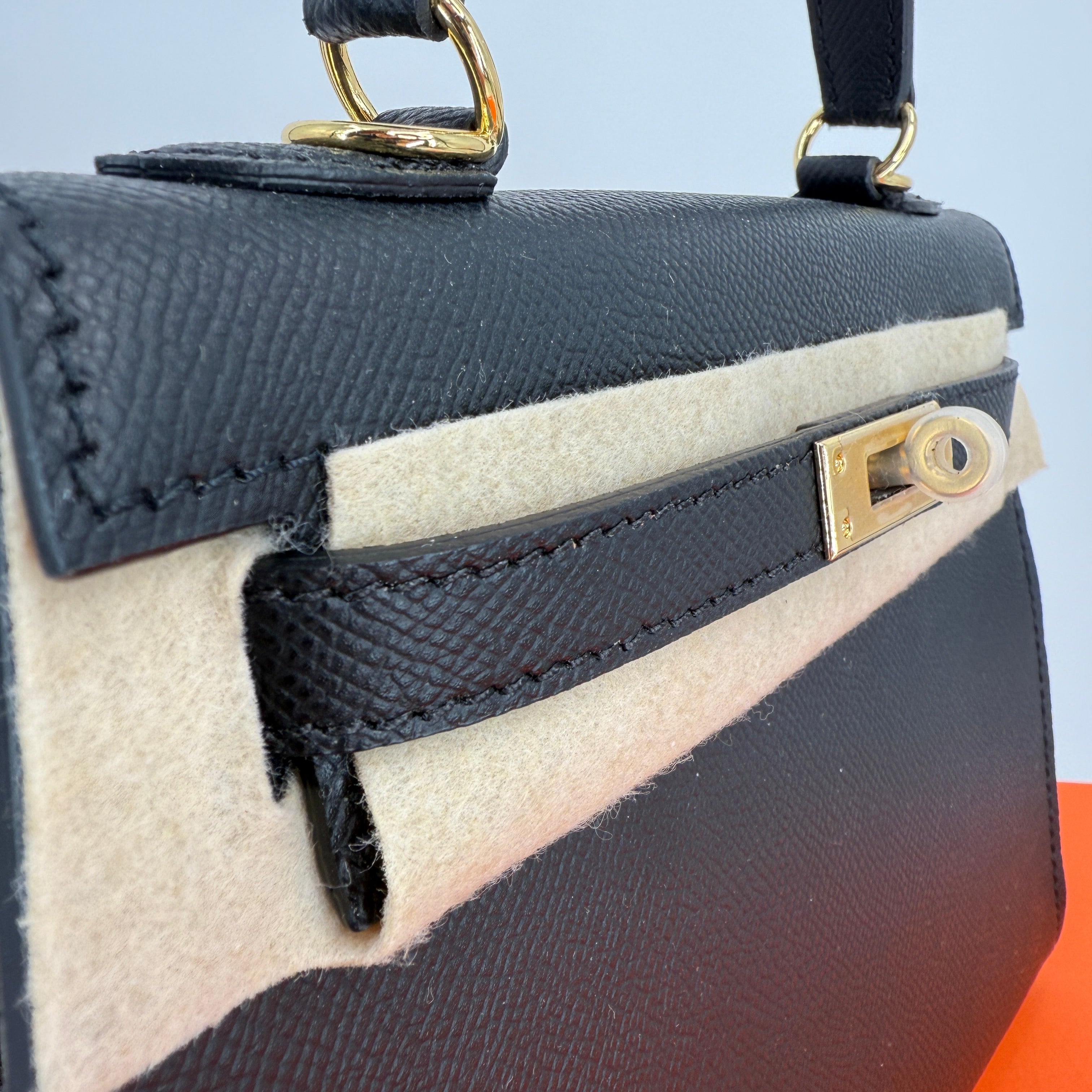 Belle 22 by Luxelle Paris