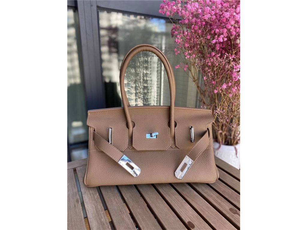 Lindy 30 by Luxelle Paris