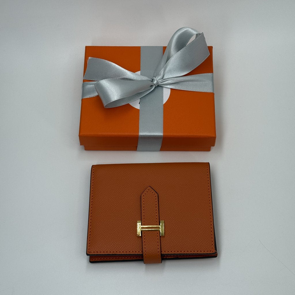 Wallet Élégance H-Clasp by Luxelle Paris