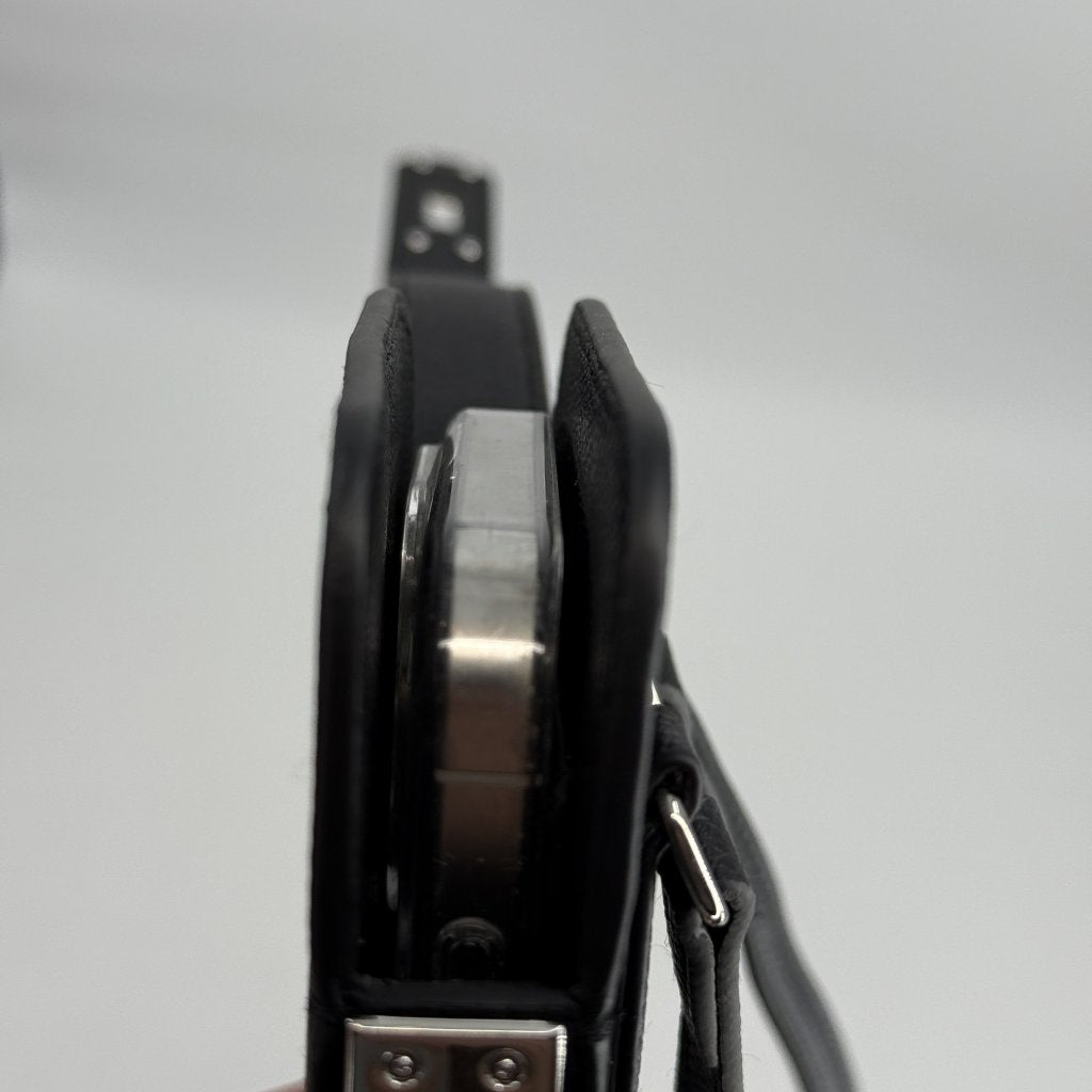 Phone trunk by Luxelle Paris