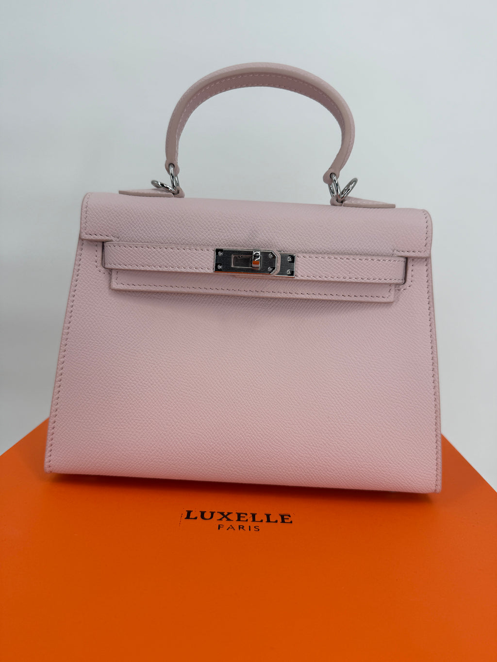 Belle 22 by Luxelle Paris