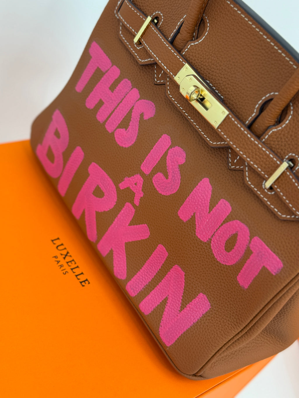 ICONA 35 – “This Is Not” Limited Edition | Caramel Brown