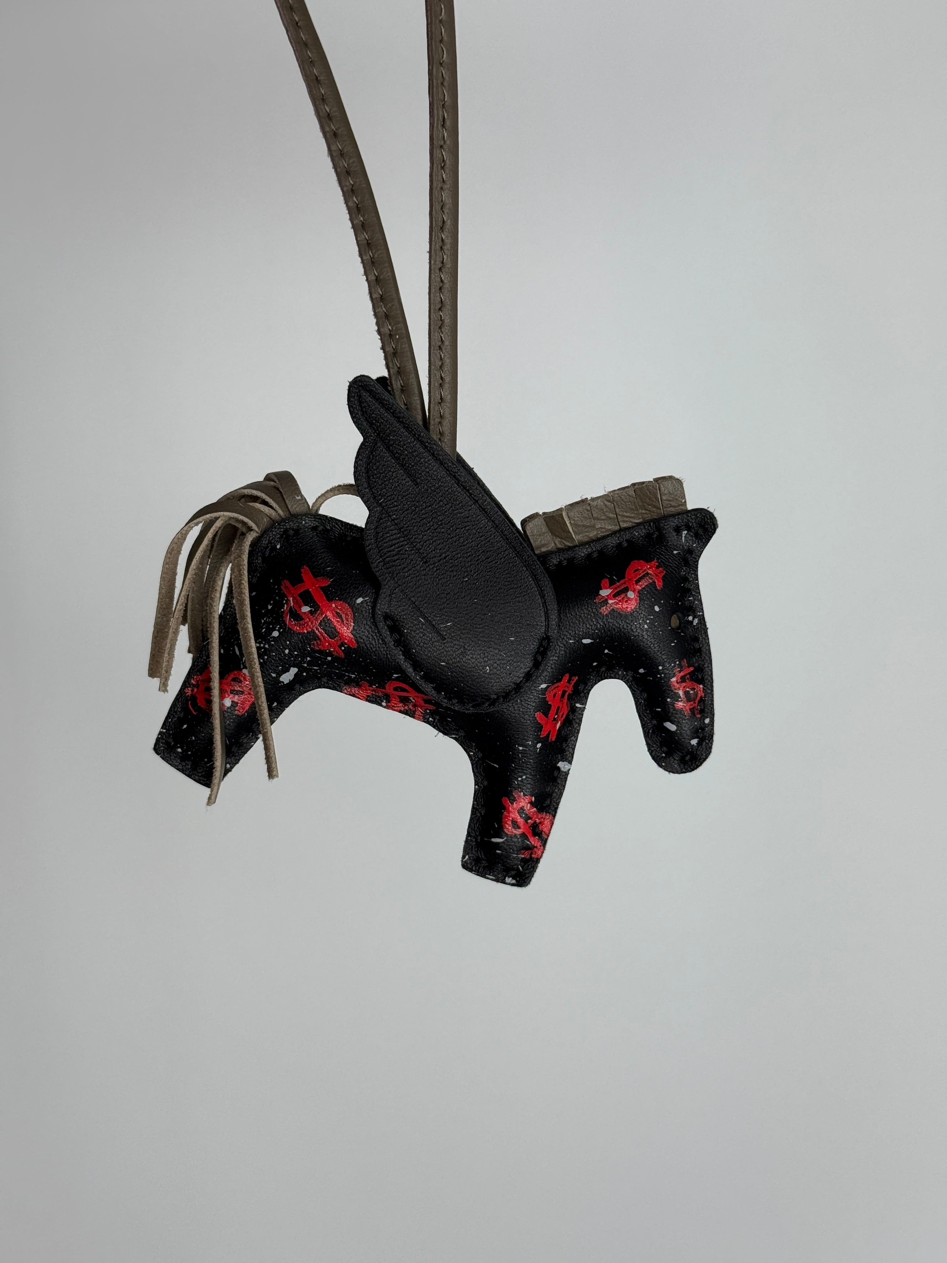 Peggy charm - Limited edition