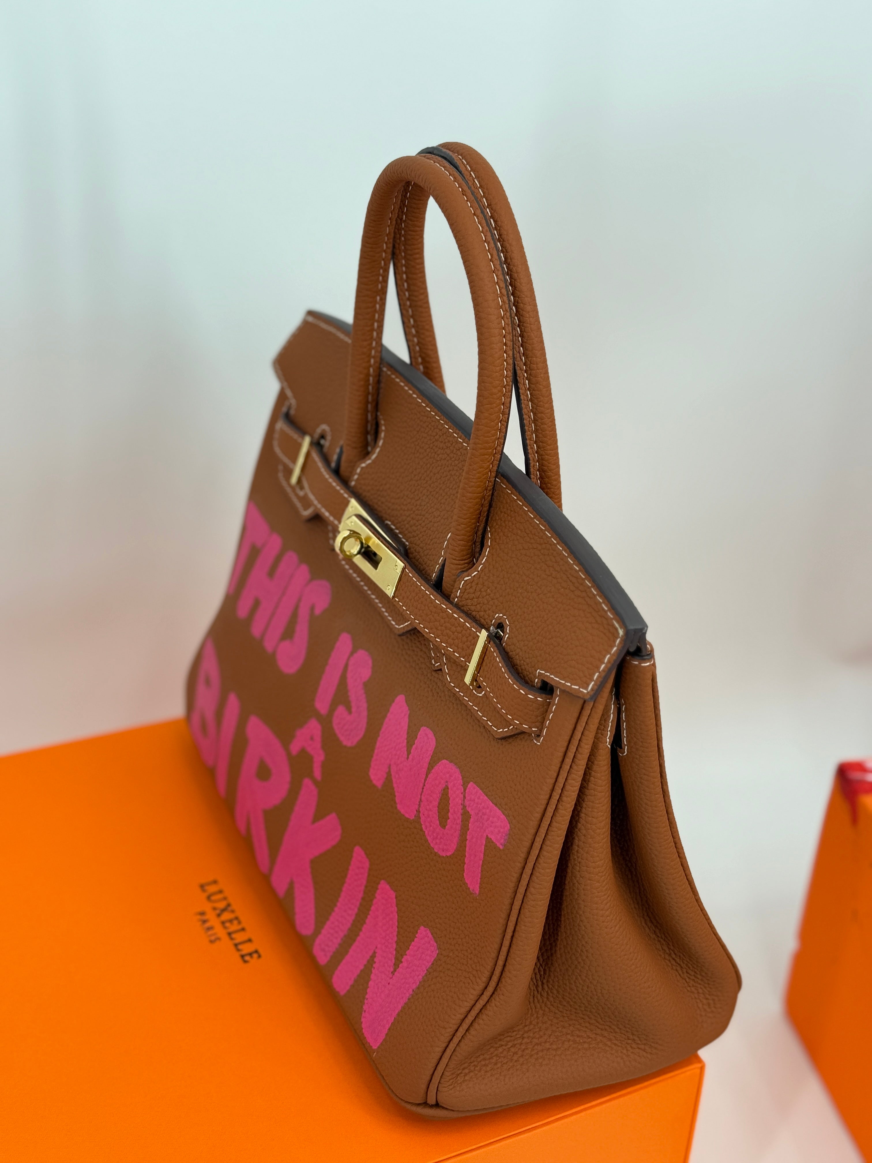 ICONA 35 – “This Is Not” Limited Edition | Caramel Brown