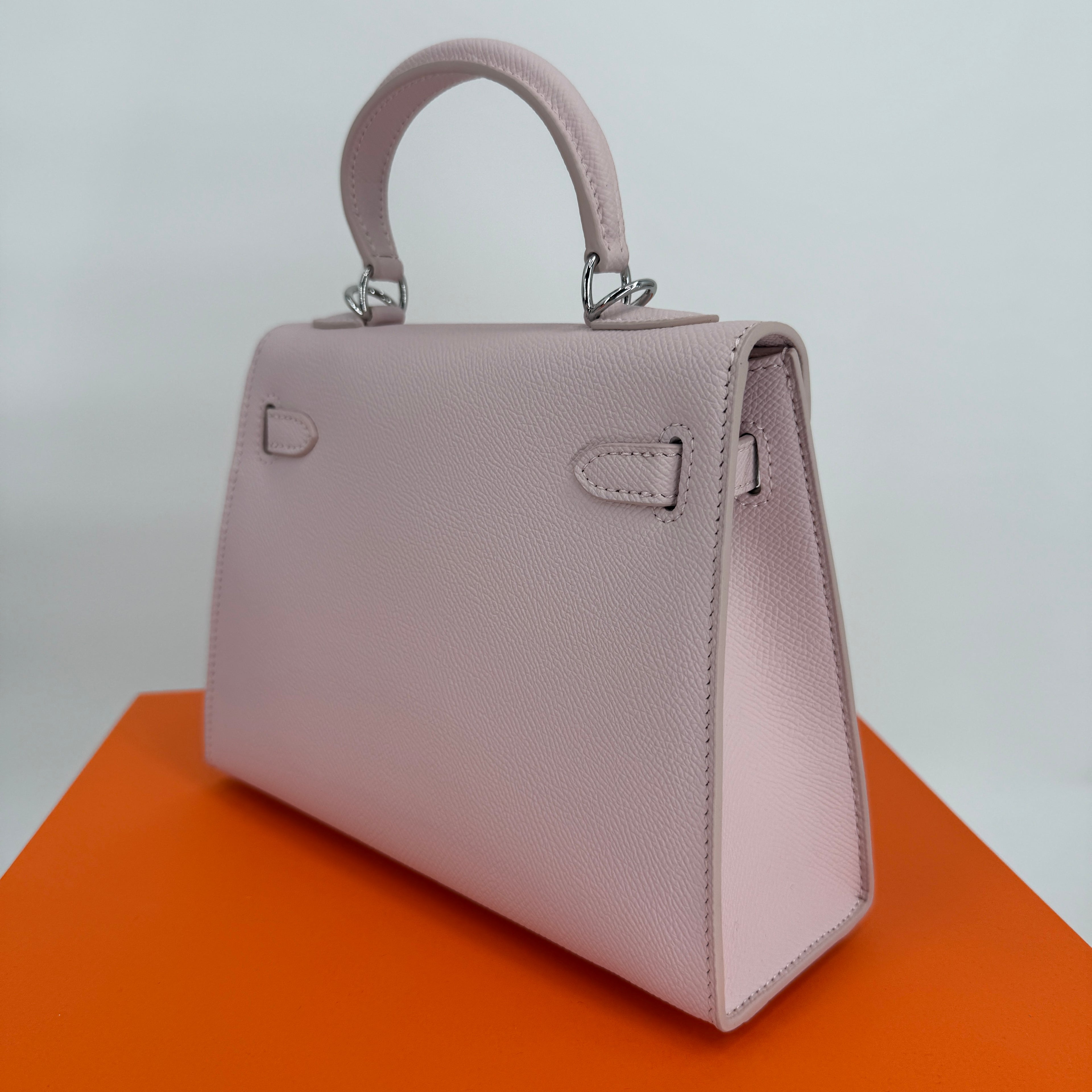 Belle 22 by Luxelle Paris