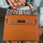 Belle 22 by Luxelle Paris