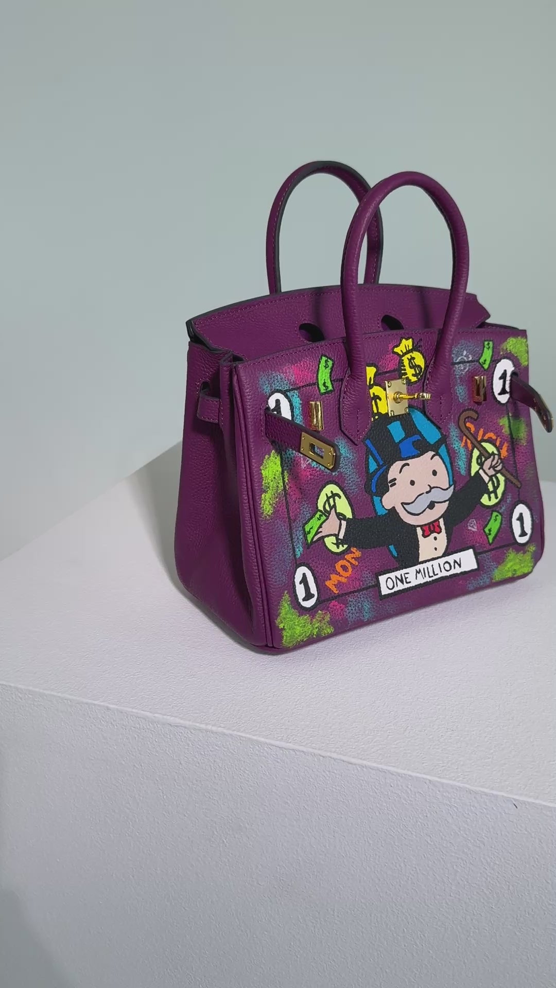 Icona 25 “ONE MILLION” – Hand-Painted Art Bag | Limited Edition 01/01